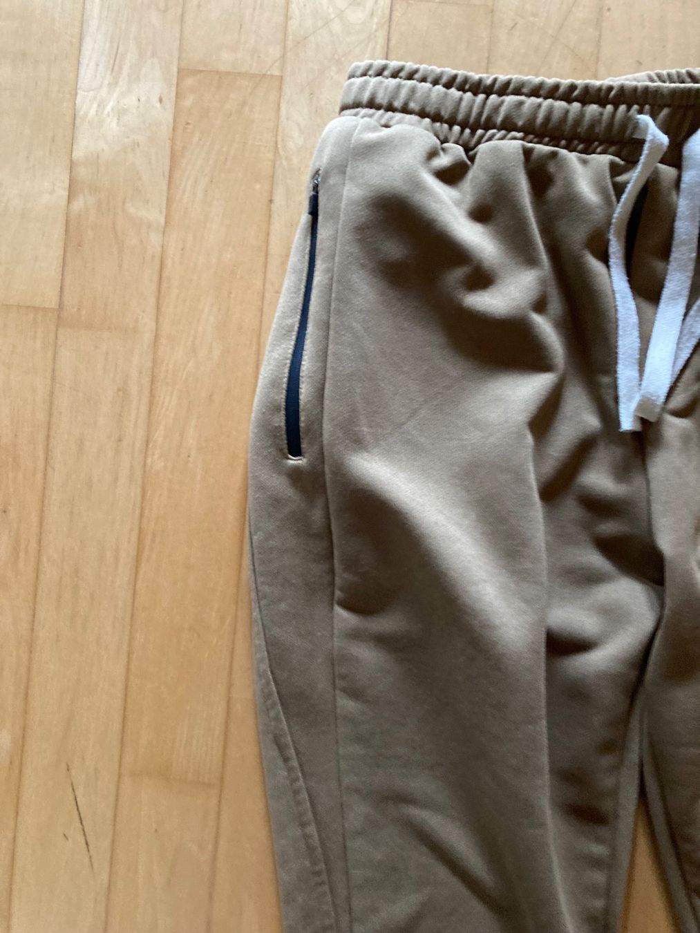 Hosen: Trainerhose – Gebraucht aus Eggiwil von onedollar02 1