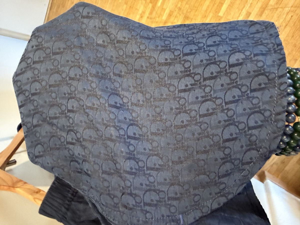 Dior Pantalons: Dior Silk Shorts Monogram – D'occasion à Genève par SG_73 2