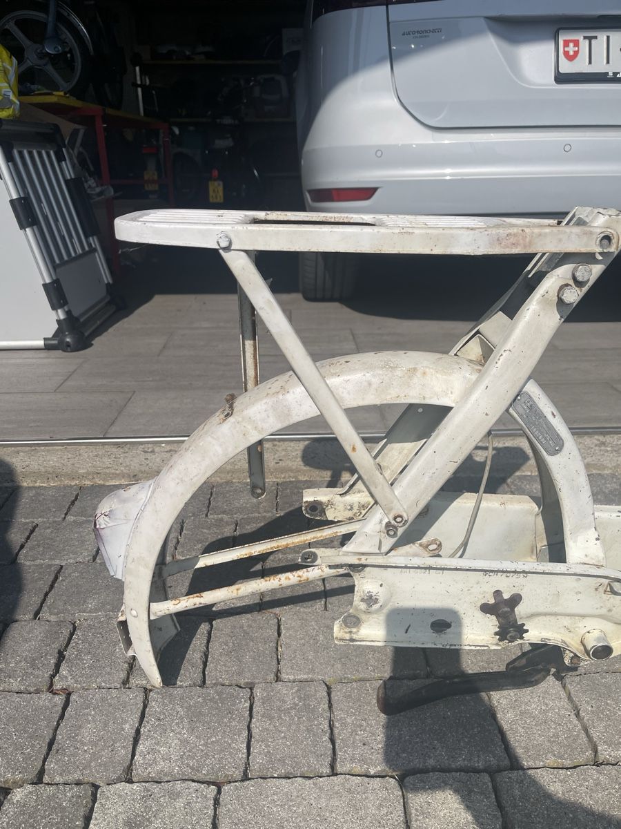 Piaggio Pièces pour mobylette: Rahmen Piaggio Ciao CH7075 – D'occasion à Novazzano par Mich1974 1