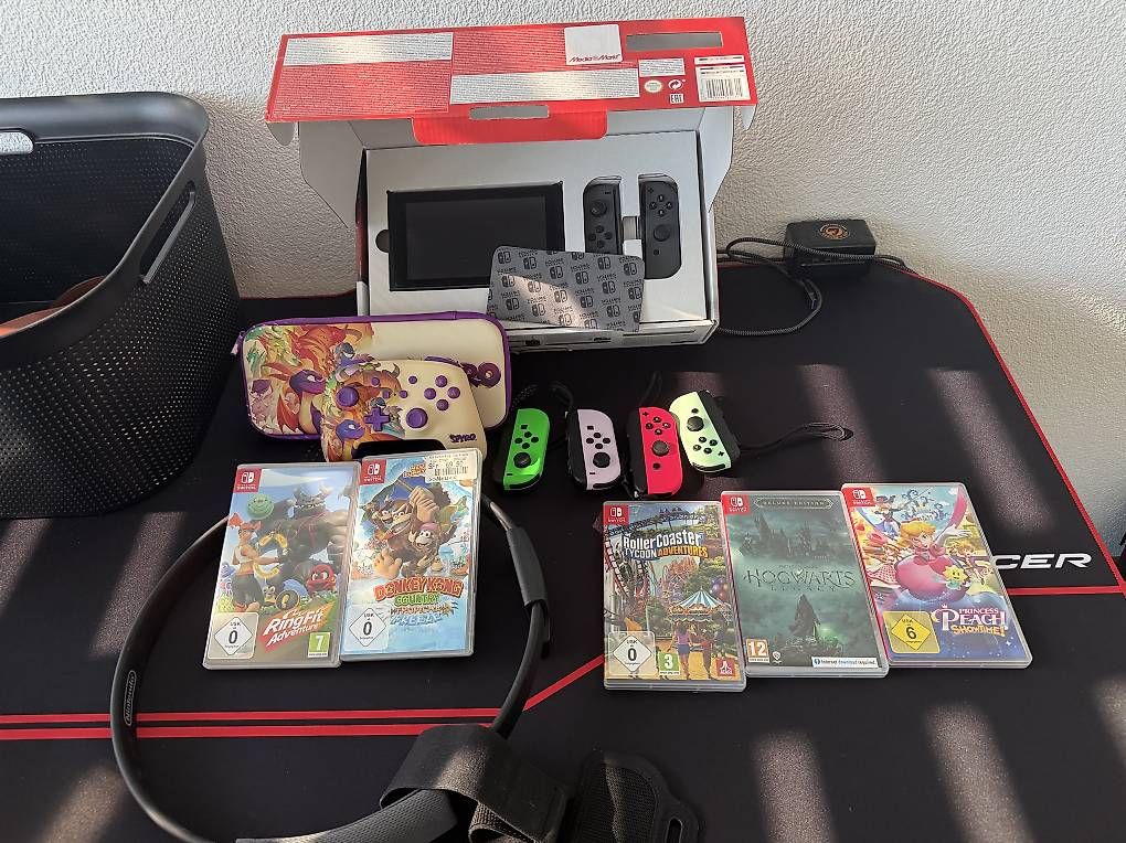 Consoles: Nintendo Switch + Zubehör  – D'occasion à Rorschach par ber_sz72