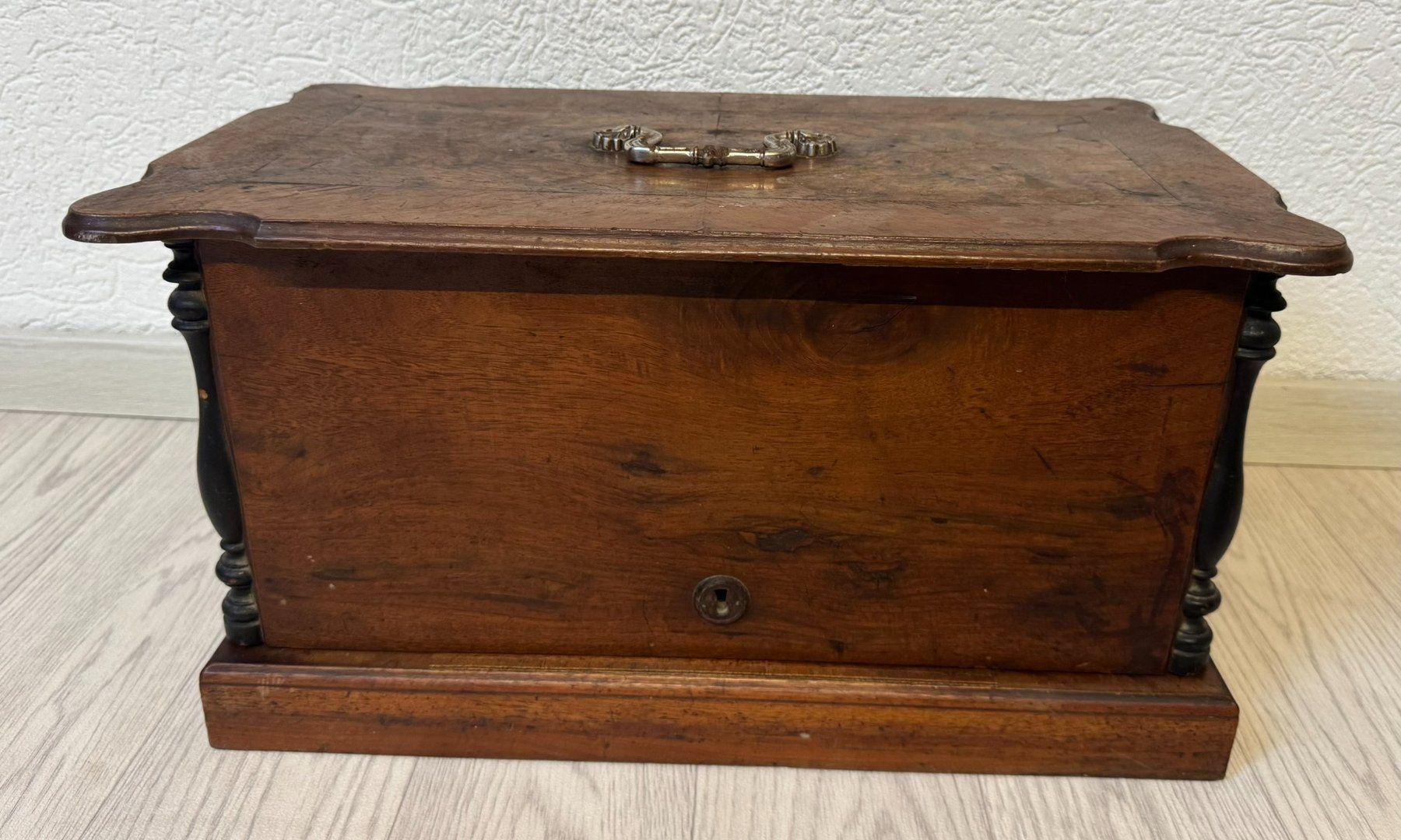 Macchine da cucire: Ancienne machine à coudre (Singer?) – Usato da Tramelan venduto da lolopat 1