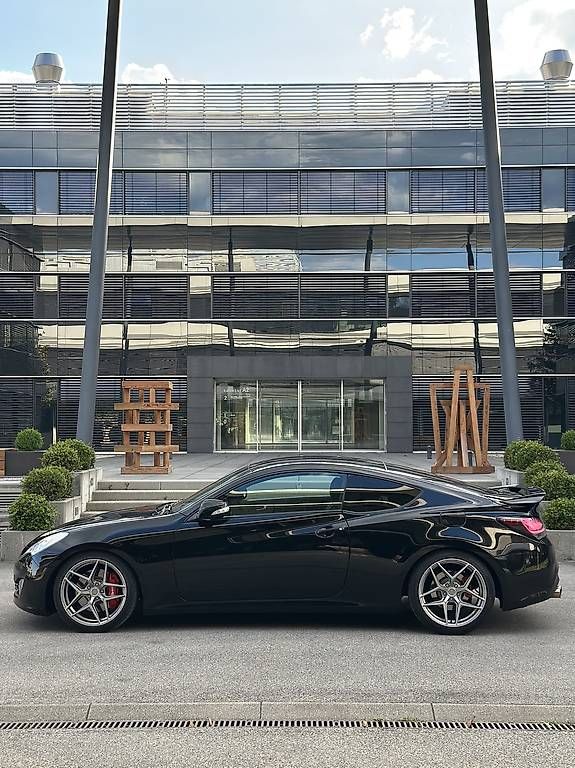 Autos: Hyundai Genesis 3.8V6 – Gebraucht aus Mont-sur-Lausanne von bca_552n 1