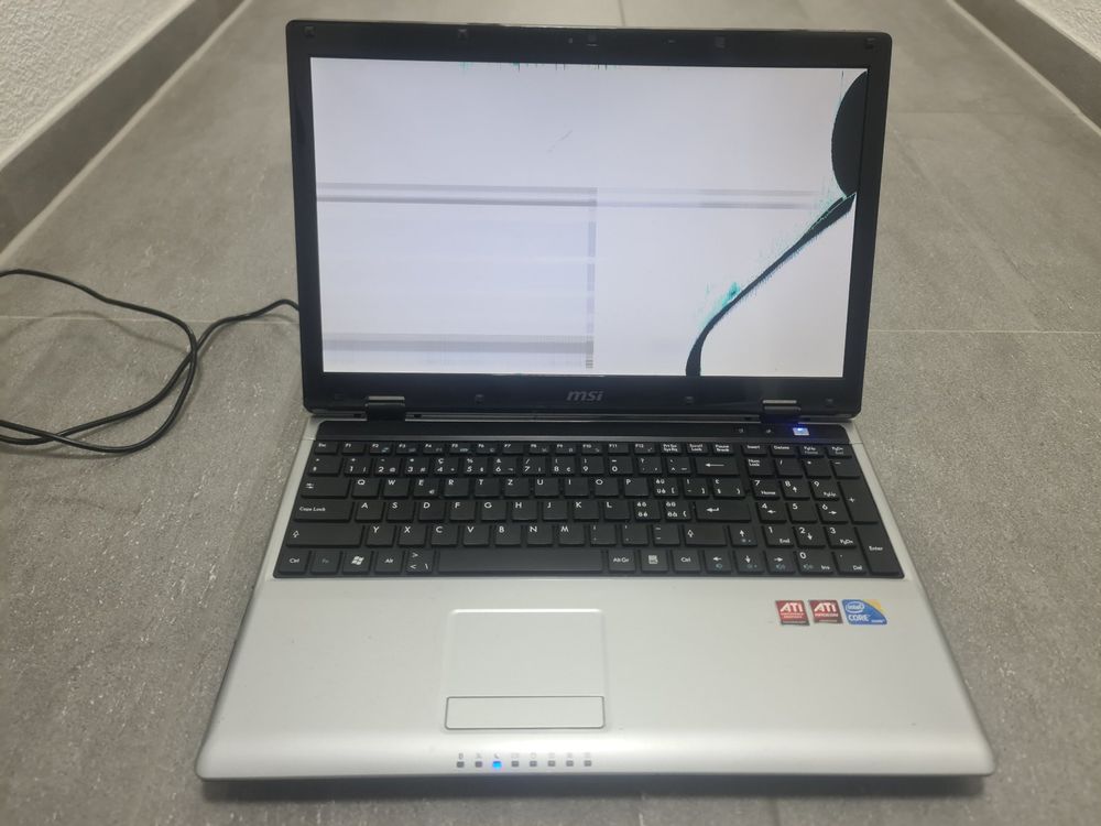 MSI 15.6 Zoll Laptop (Defekt) in Maienfeld für CHF 19 – mit Lieferung ...