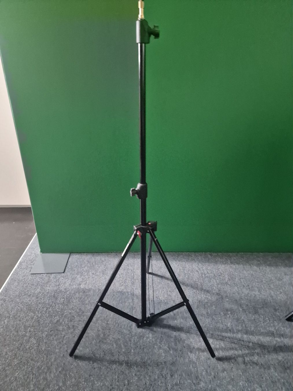 Manfrotto Stative & Köpfe: Manfrotto 1052 BAC Lampenstativ – Gebraucht aus Ebertswil von Susanne999