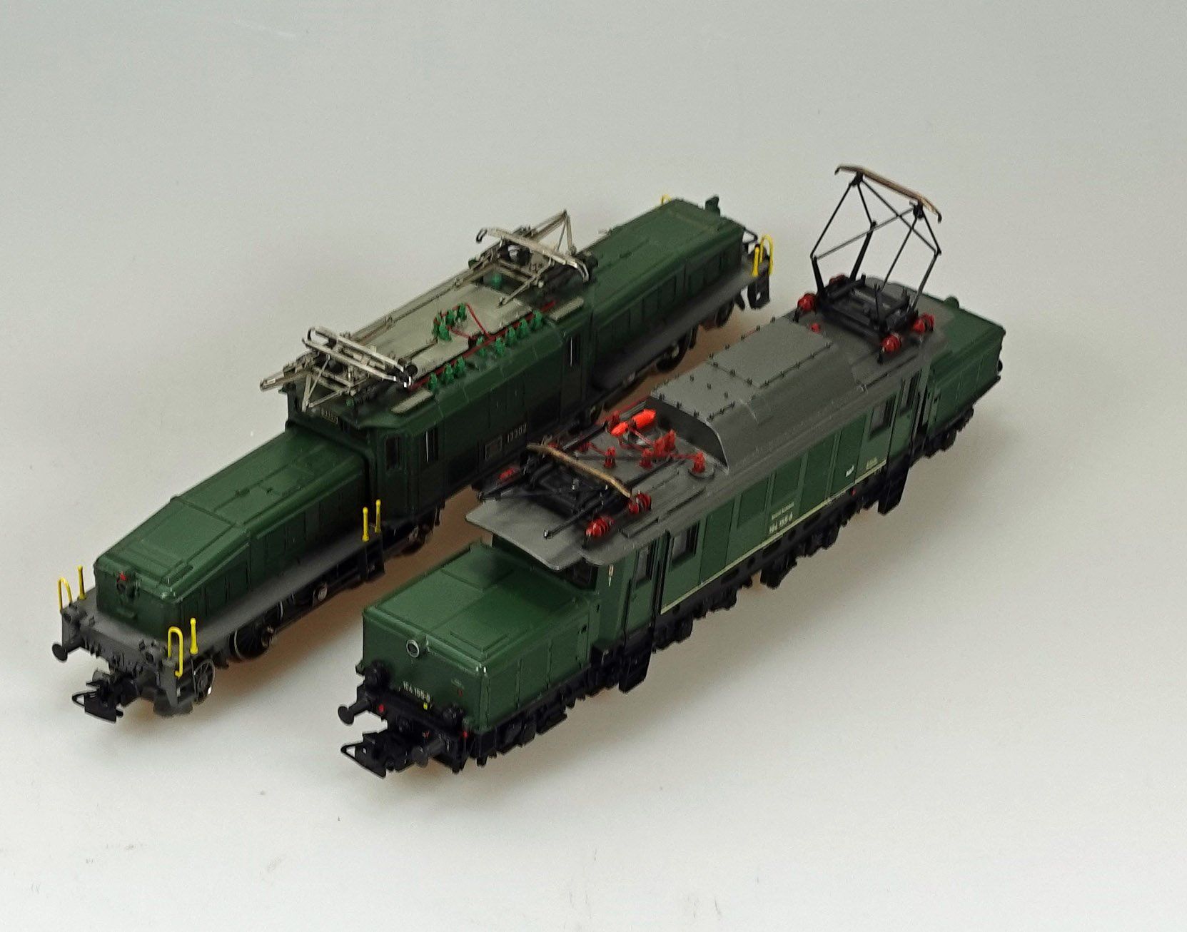 Märklin Modellini di ferrovie: Märklin H0 3300, CH- und D-Krokodil – Usato da Niederglatt ZH venduto da bego8172 1