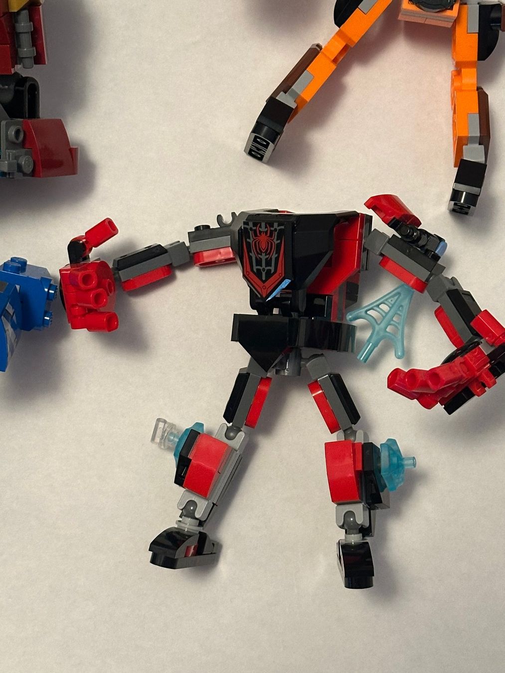 Lego Kit di costruzioni: LEGO Marvel Mechs Bundle Hulkbuster + Verschiedene Roboter – Usato da Meierskappel venduto da mar_cw5 3