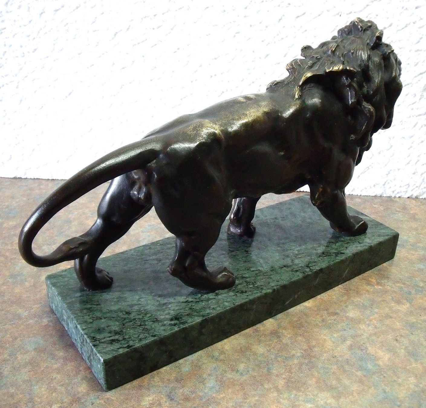Statuette: BRONZE LÖWE GEPUNZT "MARTIN" – Usato da Neuenegg venduto da Holzli2 3