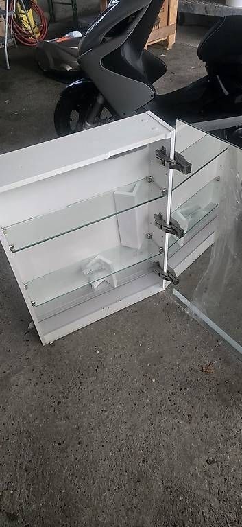 Armoires miroirs: Spiegelschrank – Neuf avec emballage d'origine à Strengelbach par Luftschutzsoldat