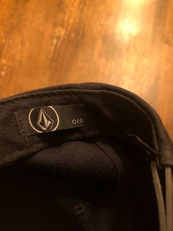 Hüte, Mützen & Caps: Cap VOLCOM unisex onesize – Gebraucht aus Sigirino von FilippoEdoardo 2