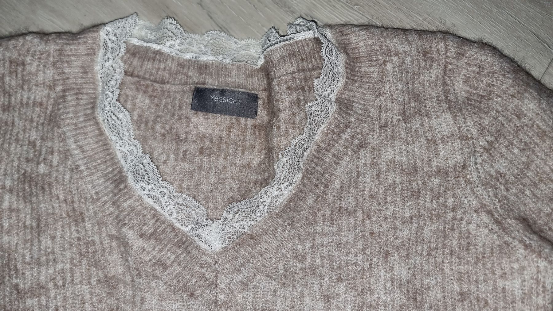 C&A Maglioni & Felpe: Herbstpullover mit Spitze Grösse S Yessica beige kuschelig – Nuovo (secondo la descrizione) da Wigoltingen venduto da Zuckerfee84 1
