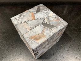 Kunstobjekt Würfel (Blei)