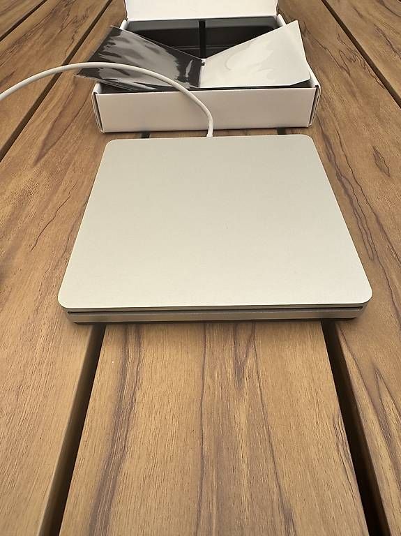 Lettore multimediale & Streamer: Apple USB SuperDrive/Laufwerk – Usato da Buckten venduto da eglin1987 2