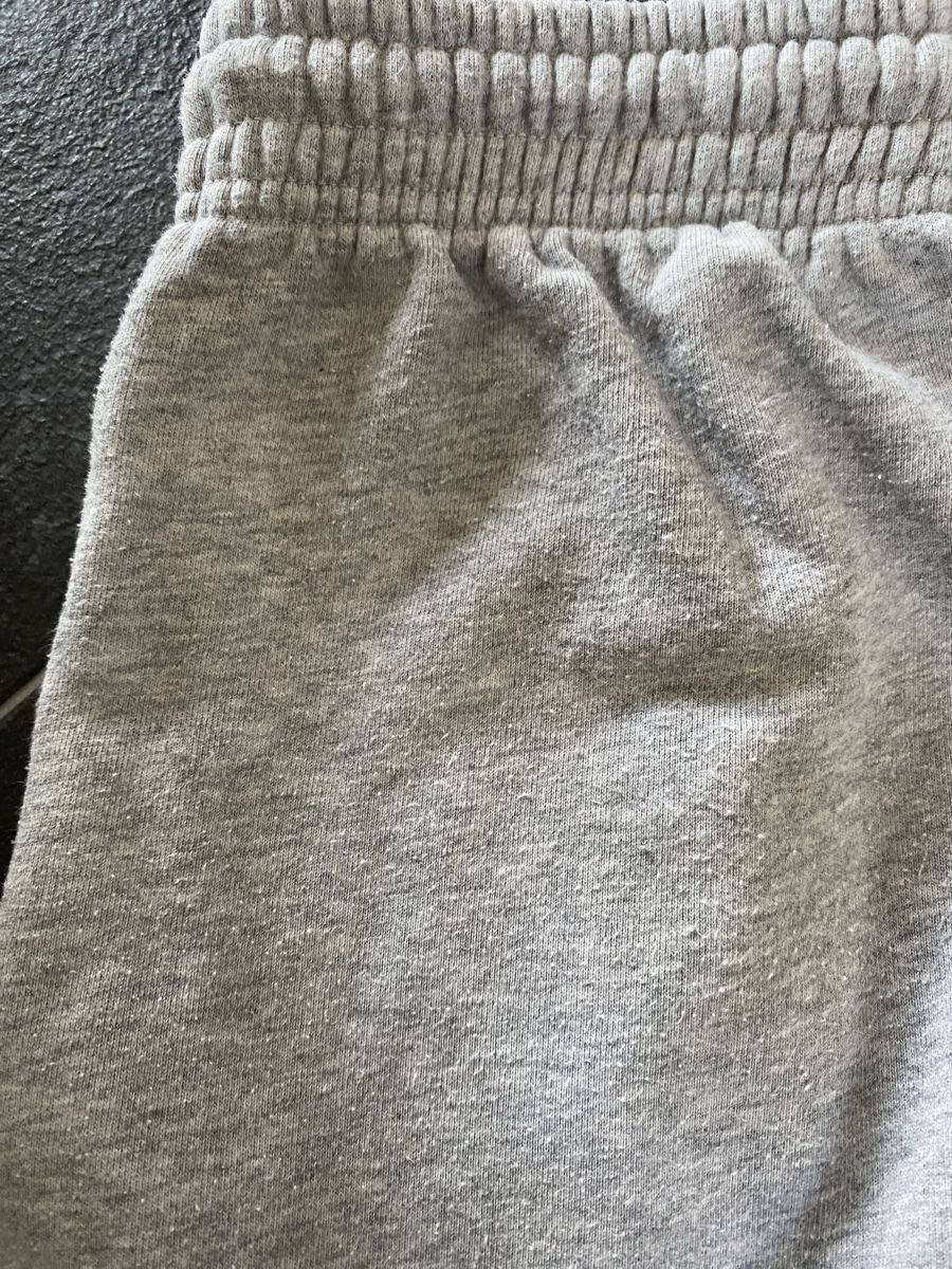 Uniqlo Hosen: Uniqlo Shorts  – Gebraucht aus Lützelflüh-Goldb von flu_q9tg 3