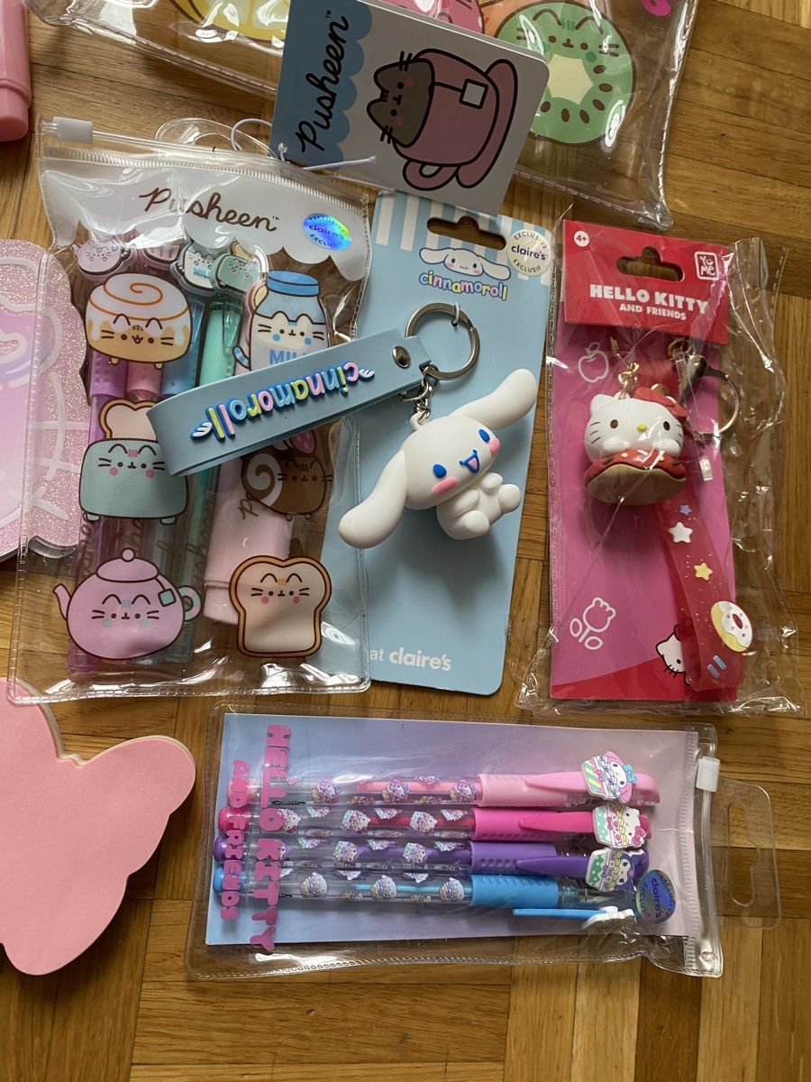 Hello Kitty Blocchi: Sanrio Pusheen Massive Stationery Set Papeterie – Nuovo e nell'imballaggio originale da Givisiez venduto da dor_xb9k 3