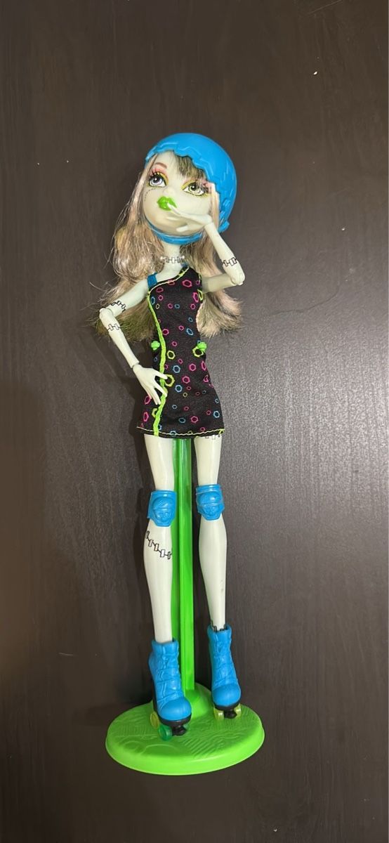Bambole: Monster High Frankie Stein Roller Maze G1 – Usato da Meyrin venduto da giu_v8tk