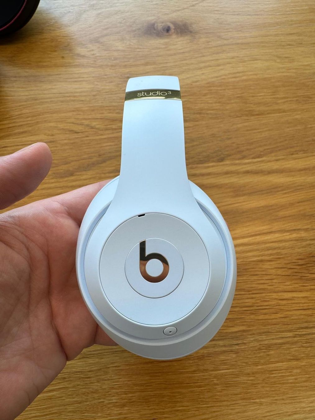 Beats Kopfhörer: Beats Studio 3 Wireless Kopfhörer weiss mit Case – Gebraucht aus Visp von Falken_auge 4