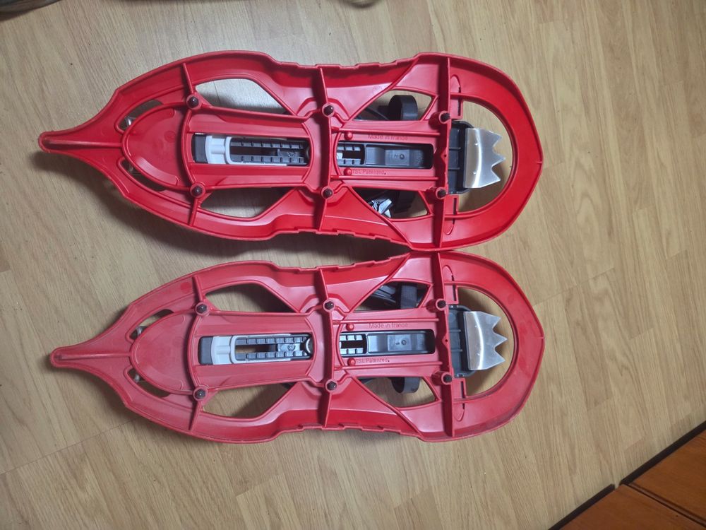 Talbot-Torro Raquette De Squash Pro 6000 | Ultra-Légère Et Puissante | Carbone 4 | Offensive-Plus Pour Une Accélération De Balle Maximale | Cordée Et Prête à Jouer | Pour Joueurs Avancés