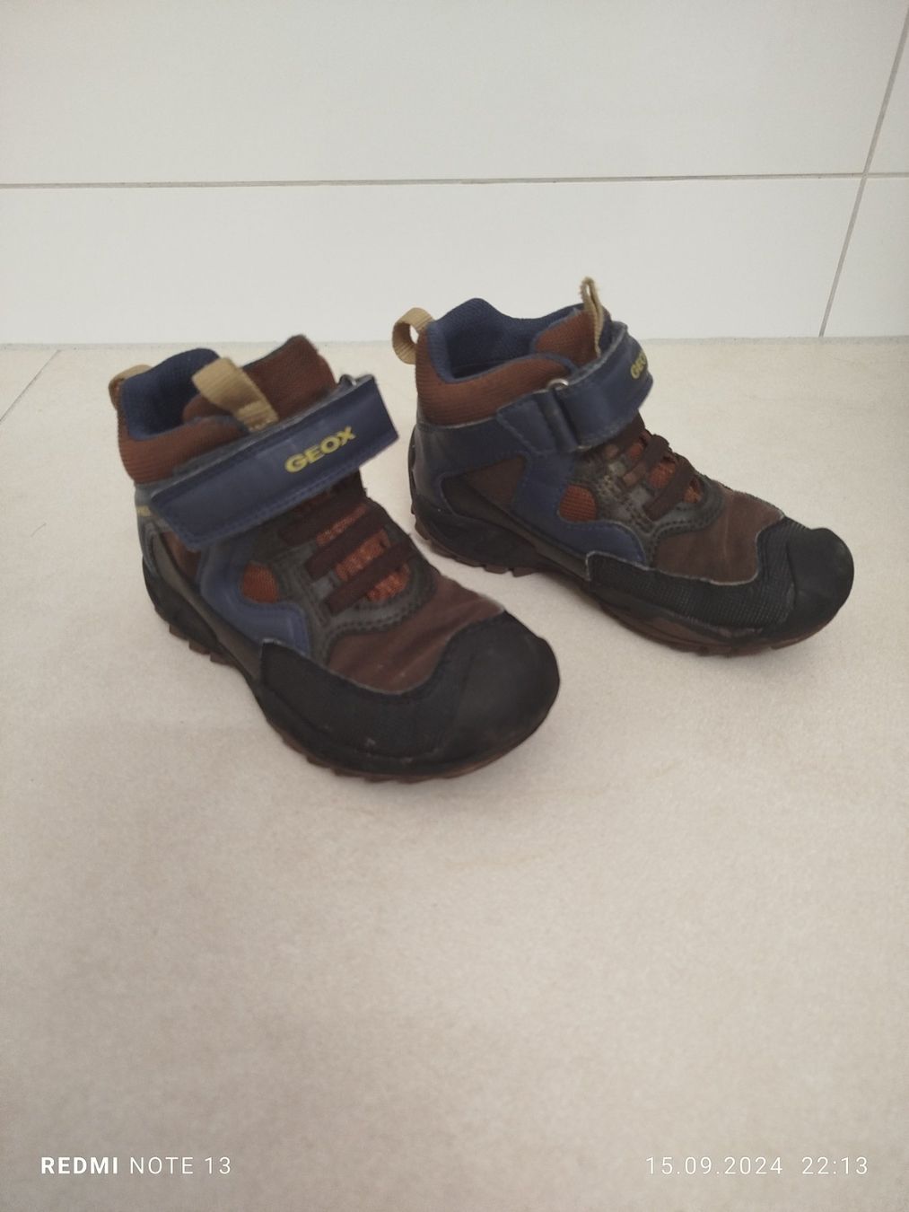 Geox Scarpe per ragazzi: Schuhe Geox Gr. 29 – Usato da Rütihof venduto da Juass 1