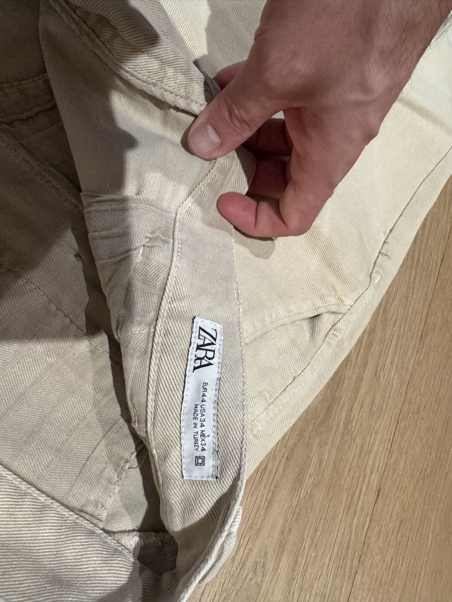 Zara Pantaloni: Zara Hose, Beige, Grösse 34/30 – Usato da Hinwil venduto da YPMK61 1