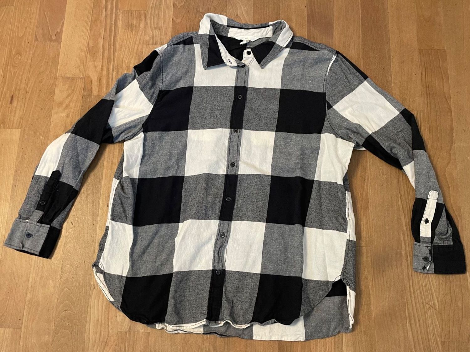 H&M Chemisiers: cooles H&M Hemd - Gr. M - Top Zustand – D'occasion à Winterthur par Schwestere