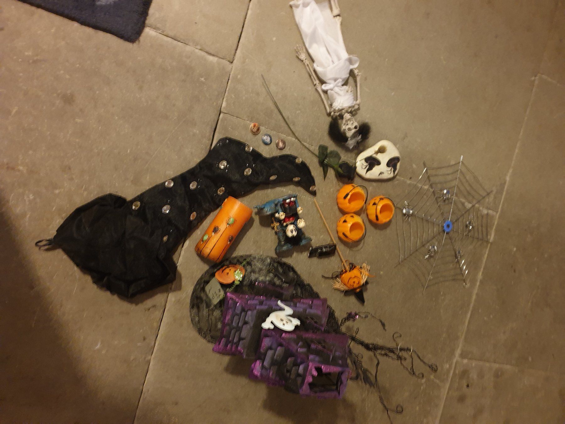 Alle Dekorationen: Dekopaket Halloween, Gothic, echt toll – Gebraucht aus Rheineck von Jmurmeli 7