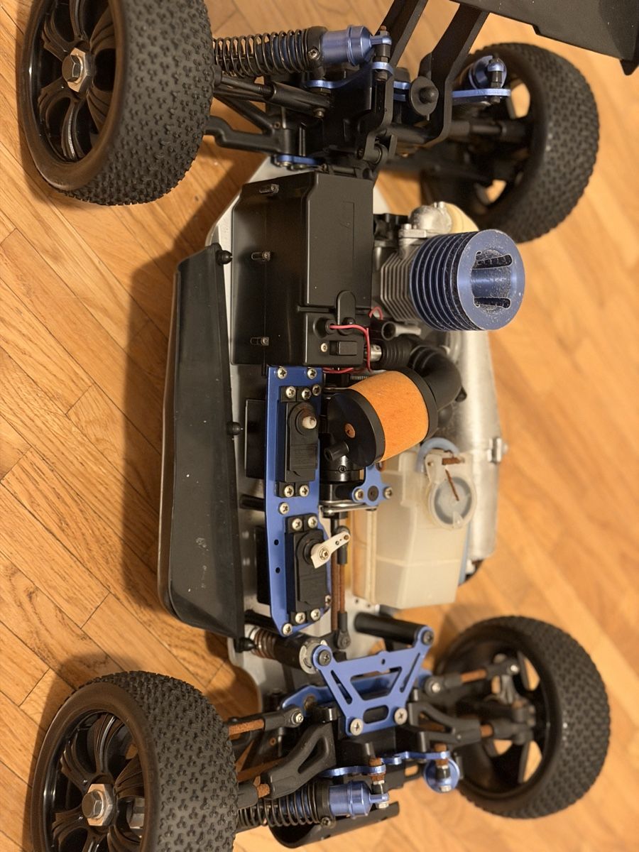 Reely Modellismo RC: RC Nitro Buggy 1:8 Offroad – Usato da Zürich venduto da Gadgets2020 6