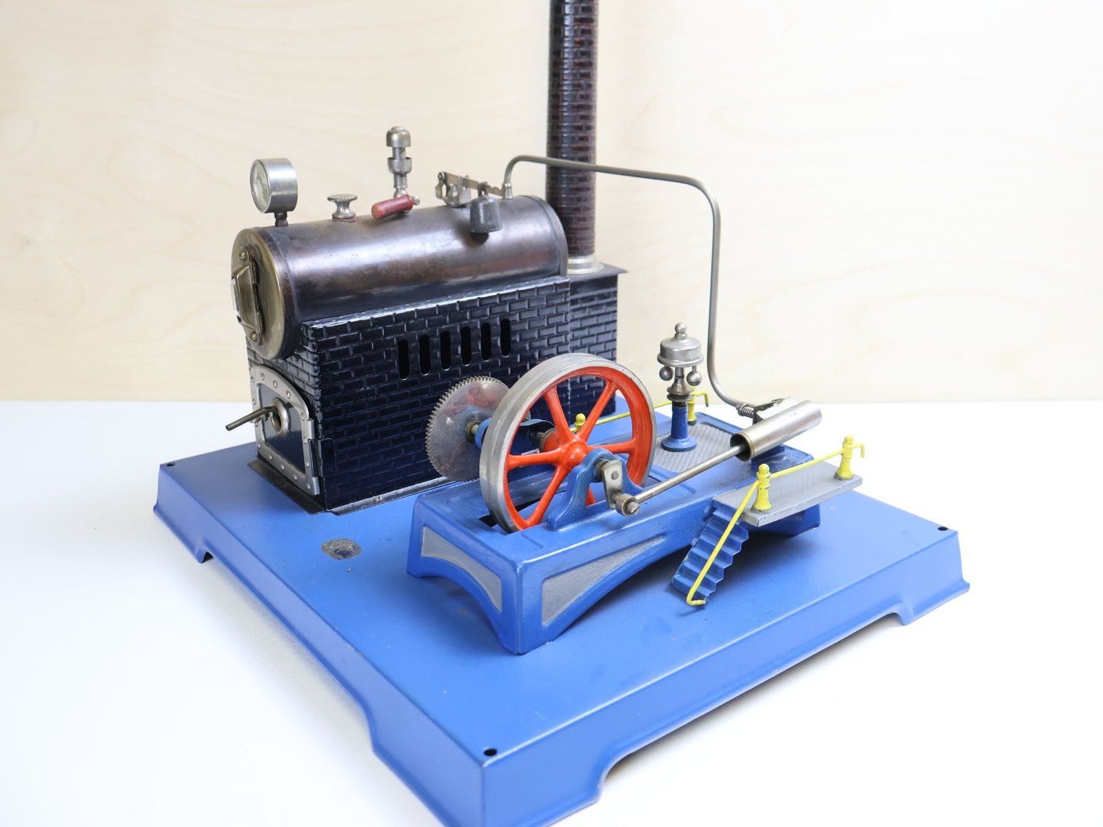 Märklin Kit di modellismo & Modellini statici: Märklin Dampfmaschine Antik – Usato da Winterthur venduto da Monstera 1