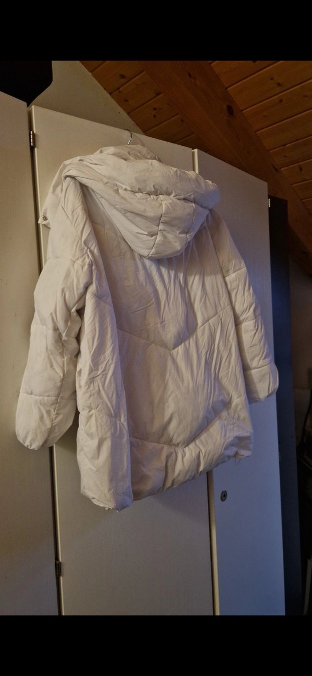 Jacken: Schöne weisse Winterjacke M – Gebraucht aus Bubendorf von ang_b829 2