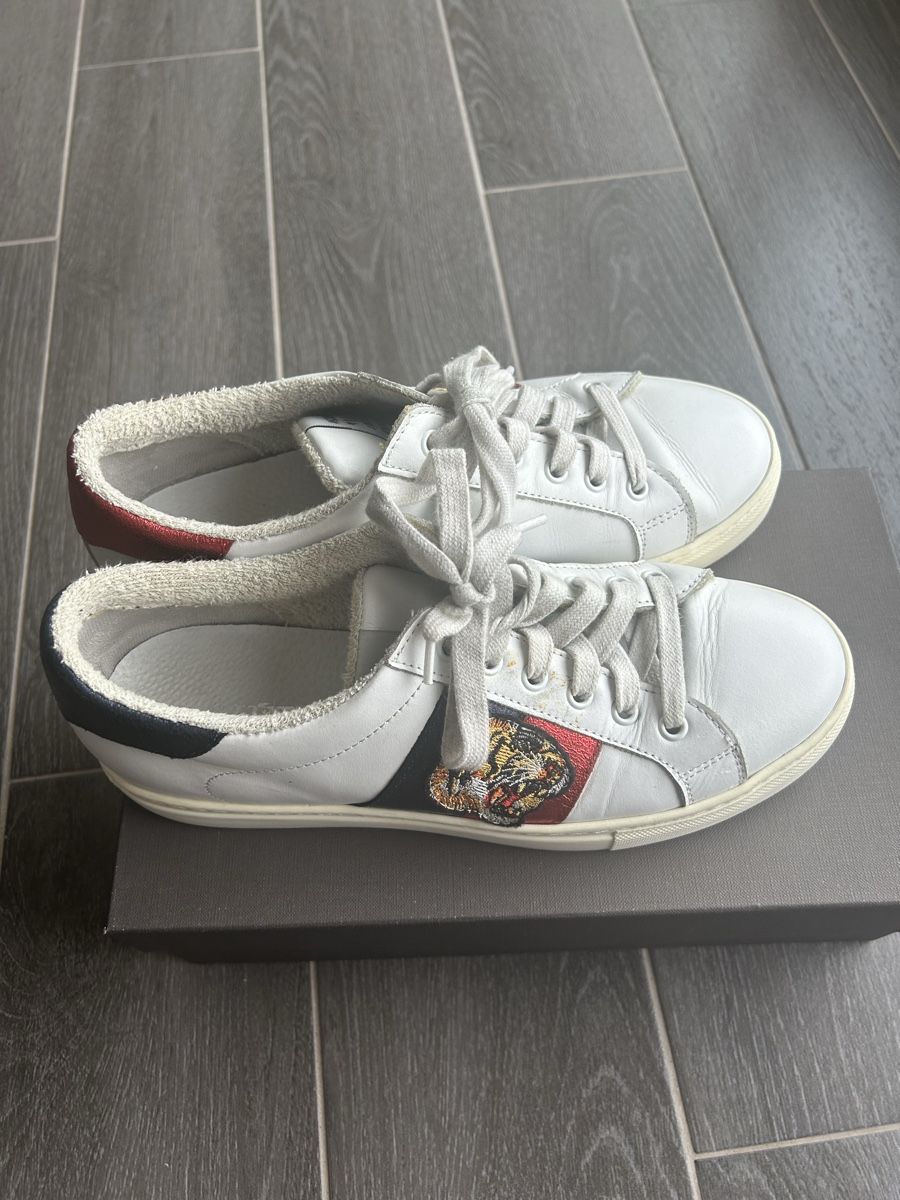 Scarpe da donna: Sneakers Meline numero 40 – Usato da Locarno venduto da Matic04 1