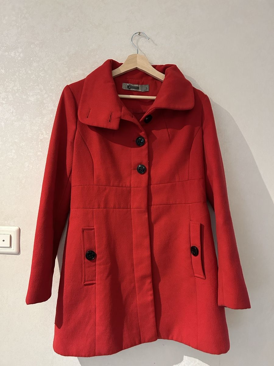 Cappotti: Stylish Red Winter Coat - Like New, Size Medium/38 – Usato da Zürich venduto da mer_pr7h