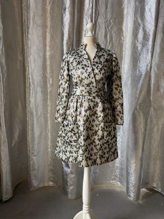 VINTAGE Cocktailkleid 60‘s Silber Gold Brokat Gr. XS