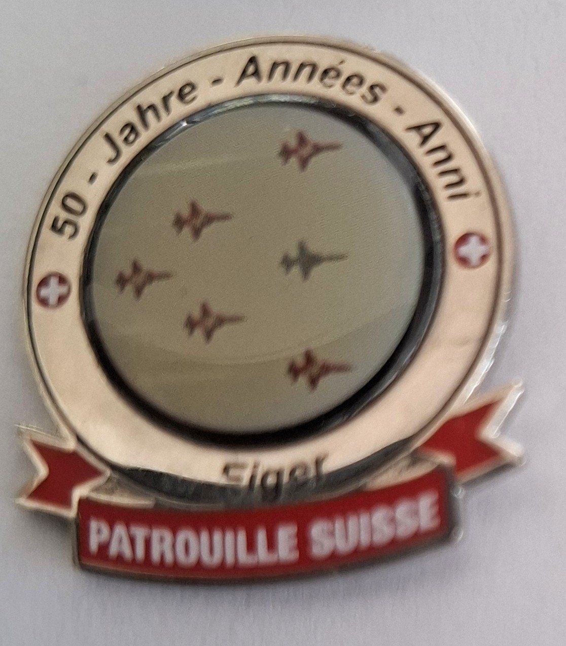 Schweizer Armee Plaketten & Abzeichen: 50 Jahre Patrouille Suisse Eiger – Gebraucht aus Hinterkappelen von Schampus