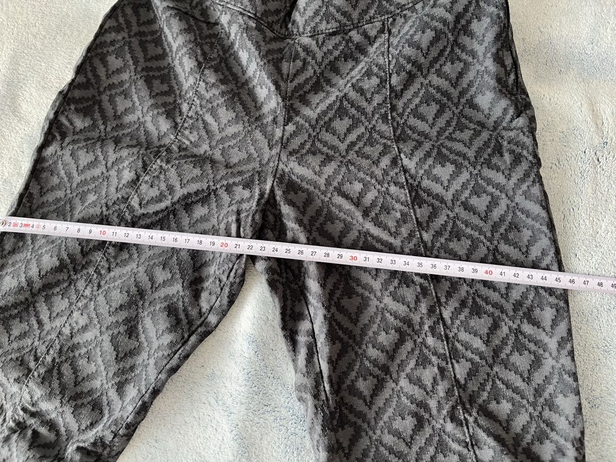Hosen: Charles Voegele Pants, Size EU 36, Black, Geometric – Gebraucht aus Gümligen von caron__ 5