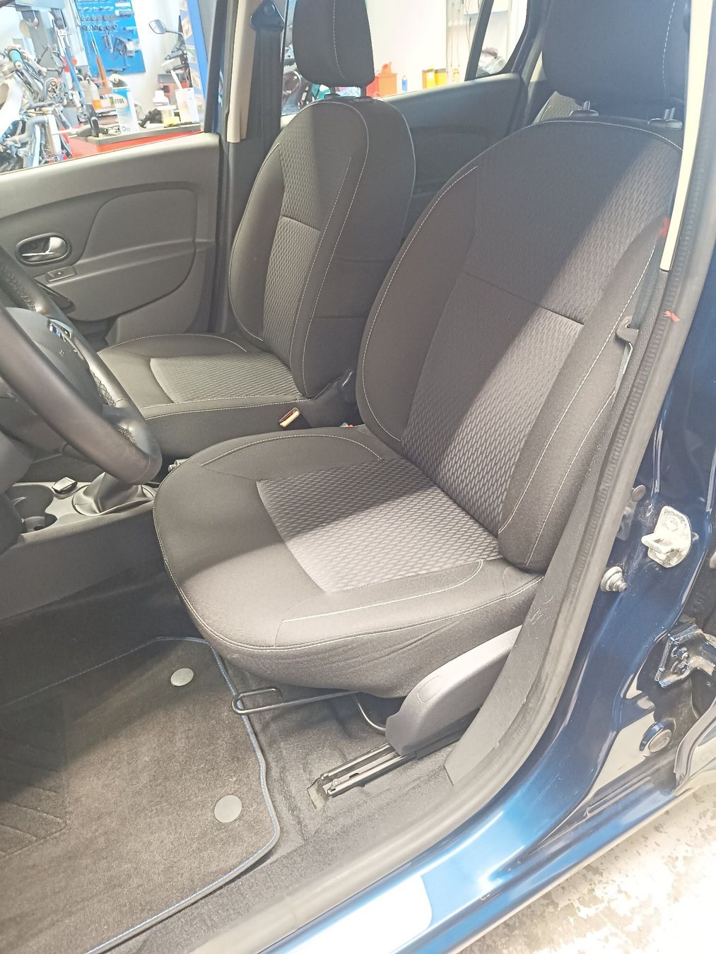 Dacia Autos: Dacia Logan MCV 90 – Gebraucht aus Buchs SG von ClassicGarageHauser 5