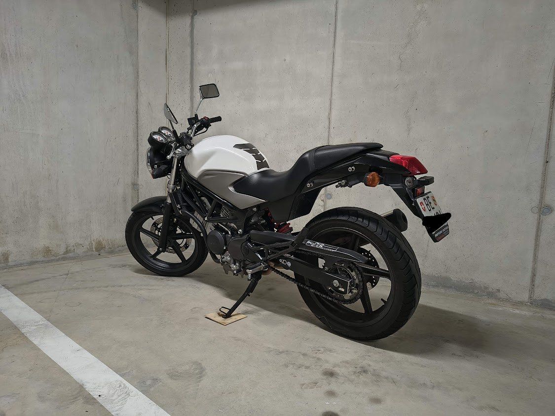 Honda Route: Honda VTR250 – D'occasion à Burgdorf par fli_8lp9 2