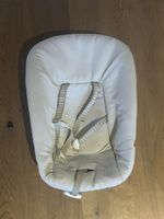Stokke Tripp Trapp Newborn Set mit waschbarem Bezug gebrauch
