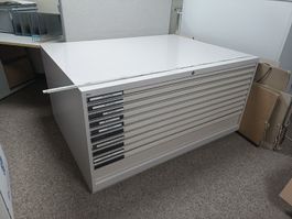 Lista grosser Planschrank, robuster Metallschrank