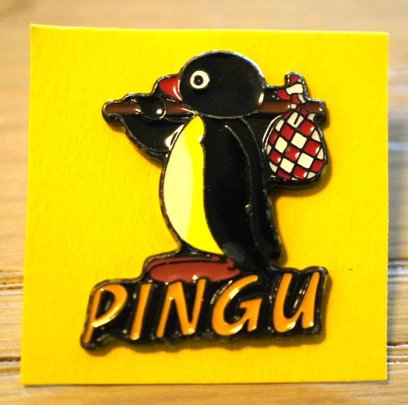 Plaquettes & Badges: Pin Pingu – D'occasion à Worb par worb01