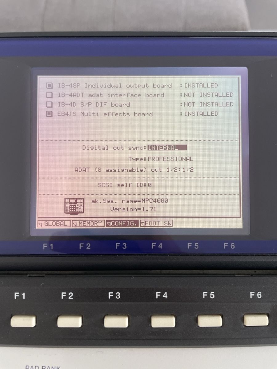 Akai Musikinstrumente: Akai Mpc 4000 – Gebraucht aus Selzach von adr_8mst 5