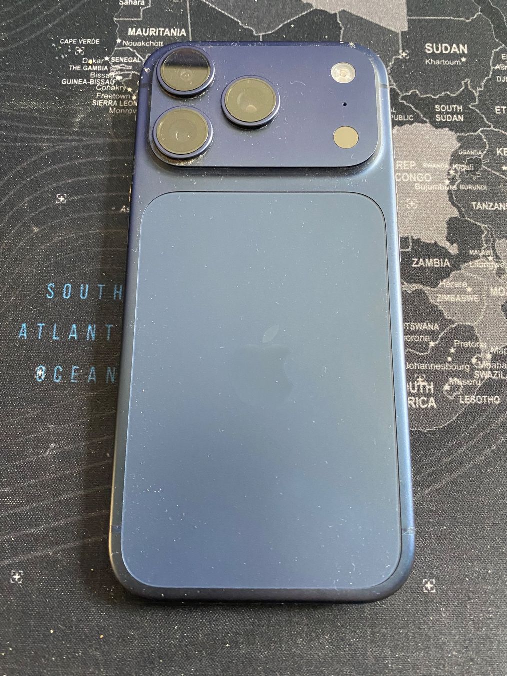 Apple Telefoni cellulari / Smartphones: iPhone 17 Pro 256GB Deep Blue | Display defekt – Usato da Wolfhausen venduto da vins_zh 5