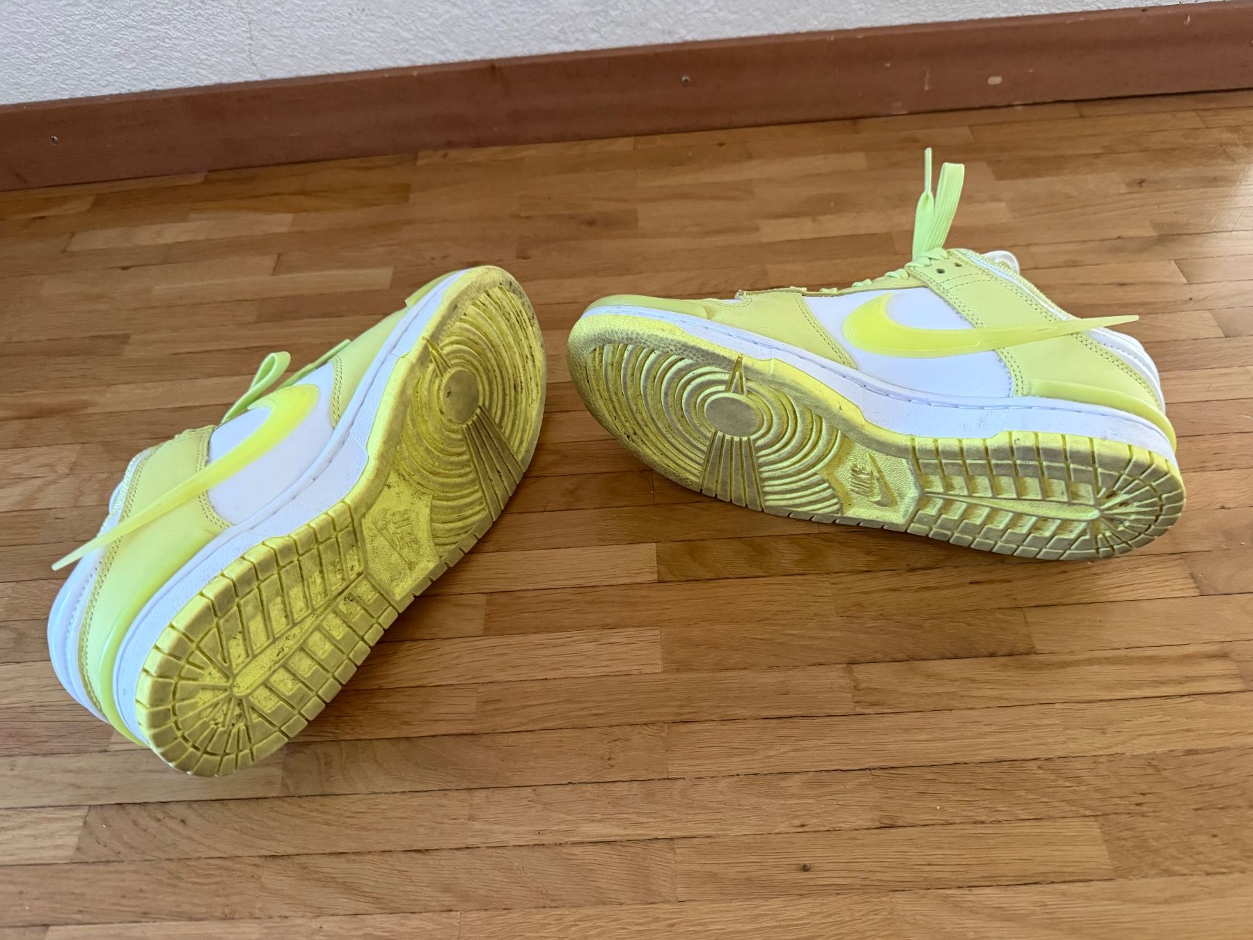 Nike Scarpe da donna: Nike Schuhe Größe 40 – Usato da Wohlen AG venduto da baletan83 2