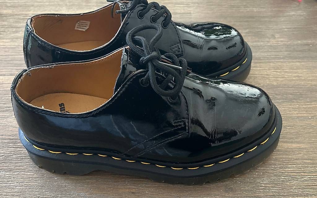 Dr. Martens Damenschuhe: Dr. Martens Oxford Shoes Gr. 37 – Gebraucht aus Basel von tsulih 1