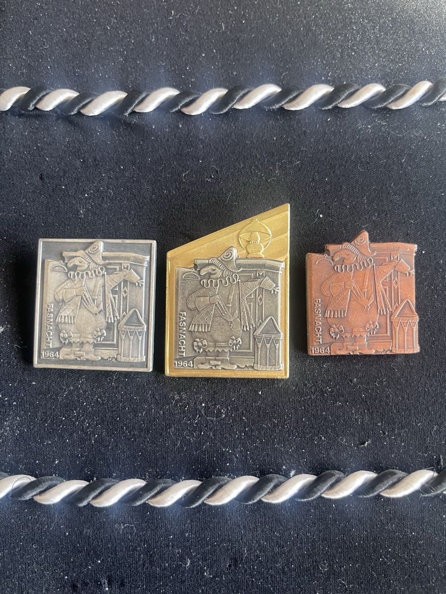 Basler Placchette & Badge: Basel 1964 Fasnachtsplaketten – Usato da Itingen venduto da Bebbi6569
