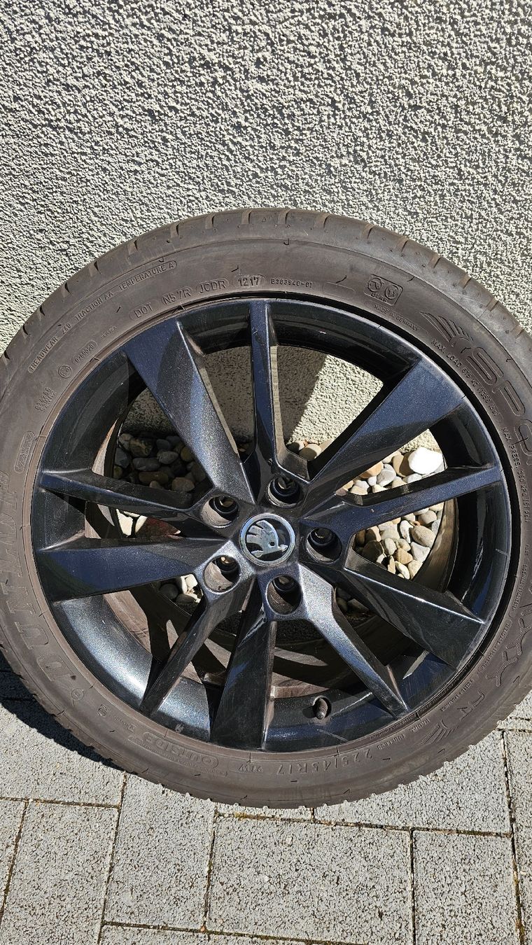 Skoda Pneus & Kompletträder: Skoda Komplettäder Sommer – Gebraucht aus Biel/Bienne von TuescherS 4