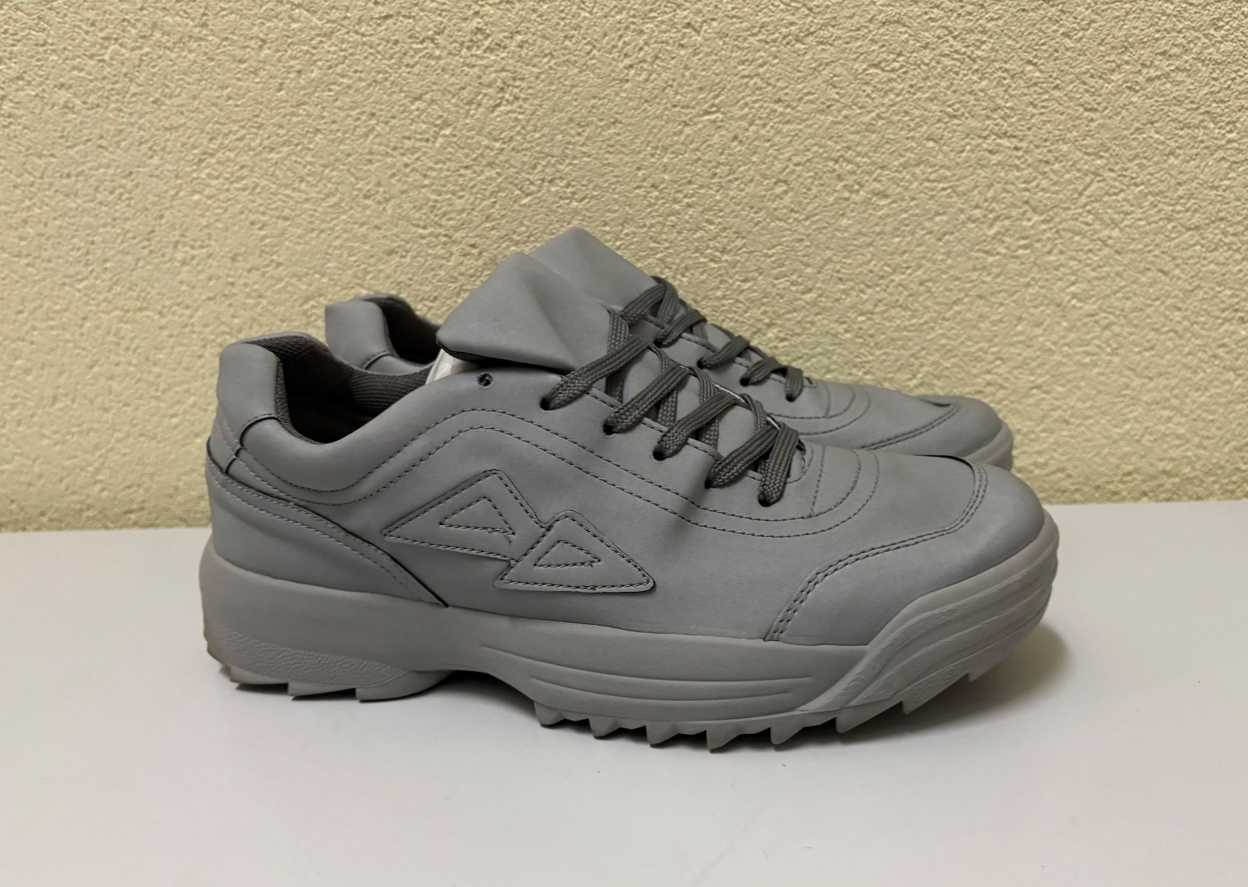 Chaussures hommes: Schuhe / Sneakers Gr.41 – Neuf (Voir description) à Basel par tif_m2h6 3