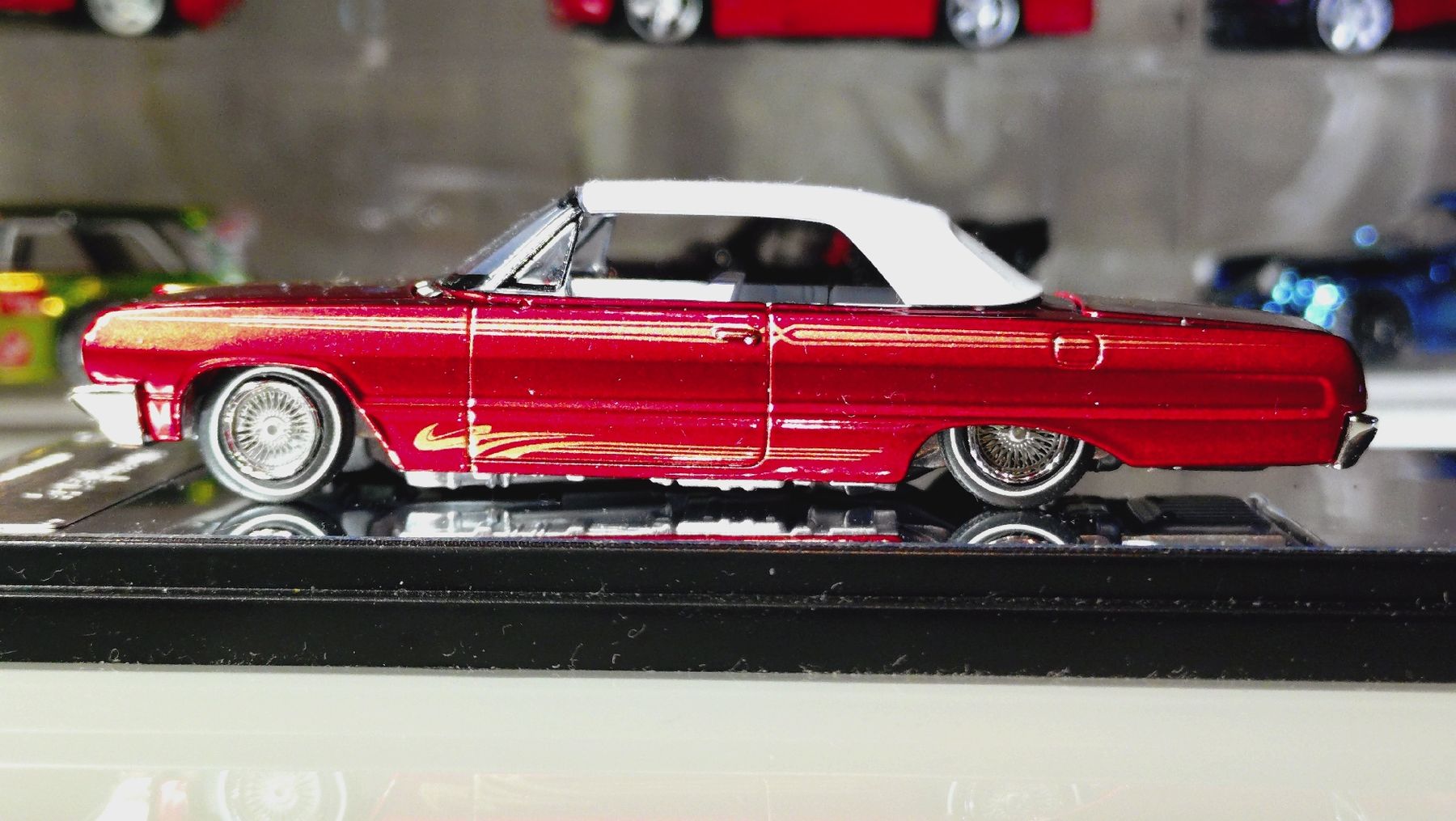 Hot Wheels Modellini d'auto: 1/64 Chevy Impala Lowrider Diecast  – Nuovo (secondo la descrizione) da Zürich venduto da DiecastDude 6