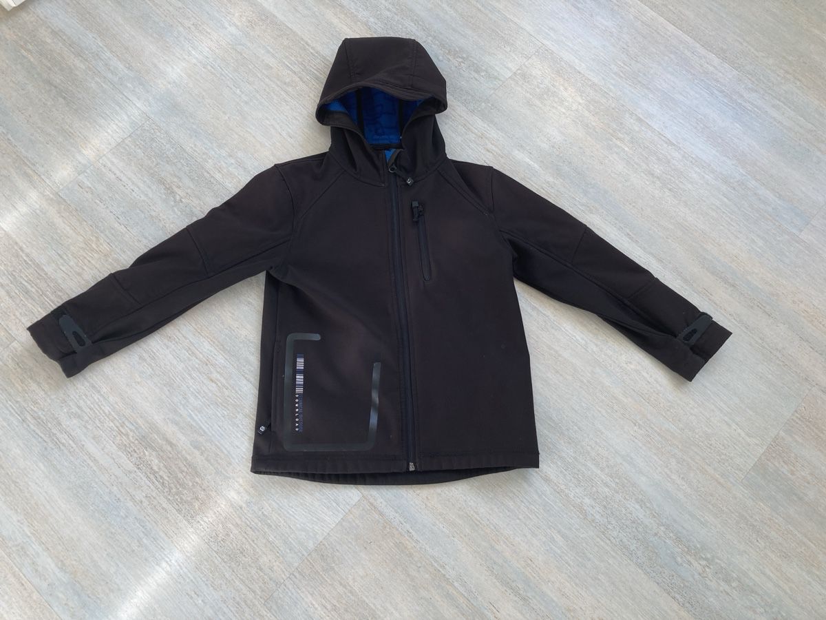 Vestes & Manteaux: Softshelljacke Gr. 128 – D'occasion à Uttigen par daeni_83