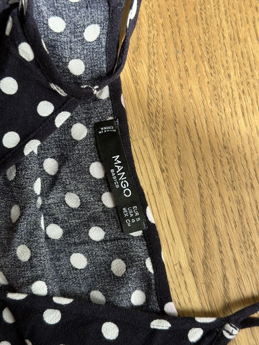 Mango Robes: MANGO Kleid Pünktli Dunkelblau Grösse S – D'occasion à Basel par FatmaCan52 2