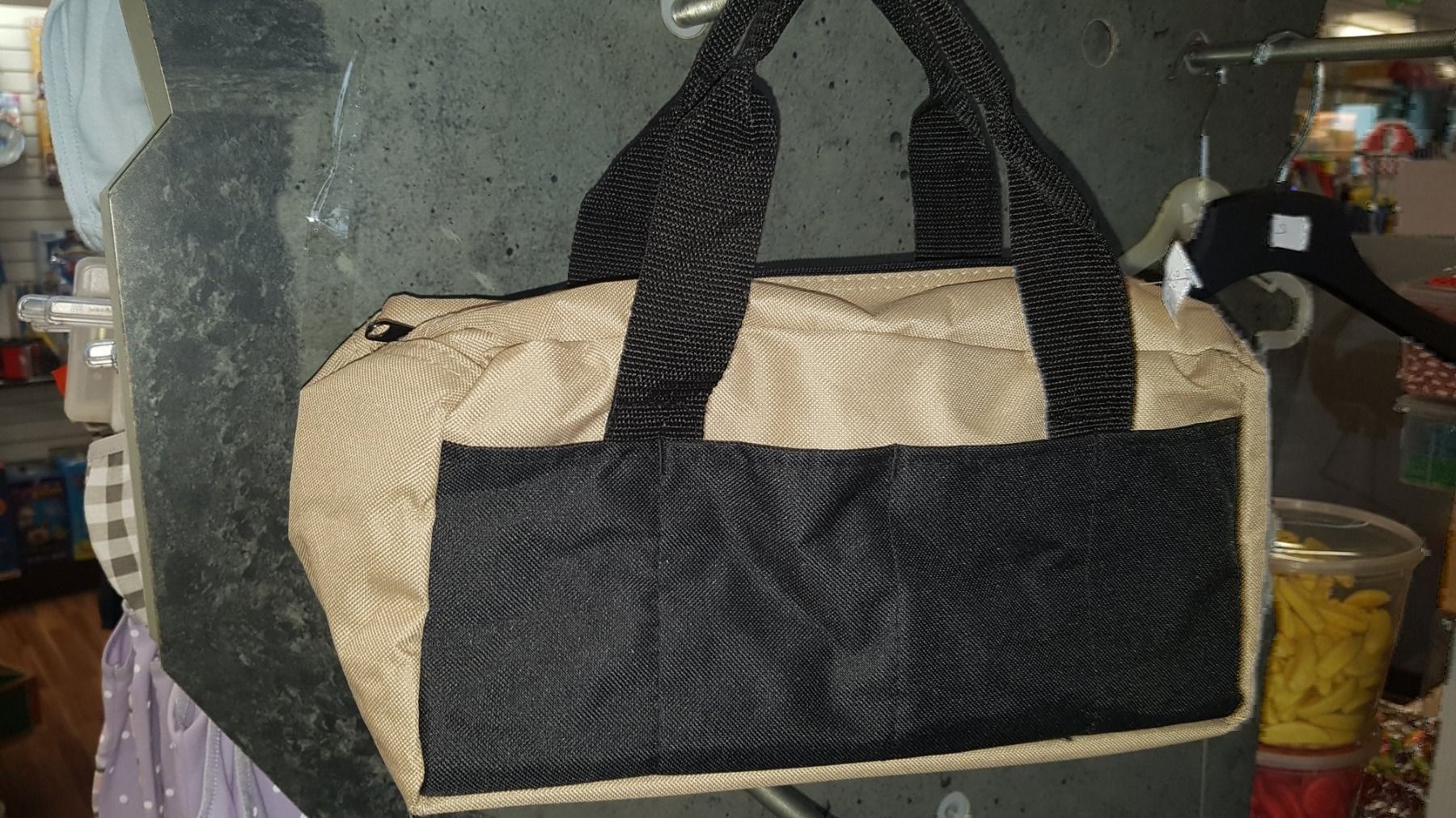 Borse da donna: Handtasche  K21 – Usato da Schwarzenburg venduto da Flamingo07