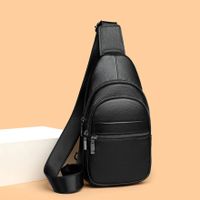 Schwarze Umhängetasche aus Leder - sac à bandoulière
